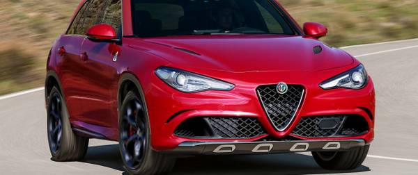 Alfa Romeo раскрыла название своего первого кроссовера с фото