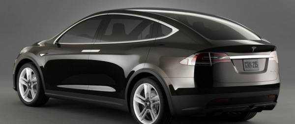 Серийный Tesla Model X появится осенью с фото