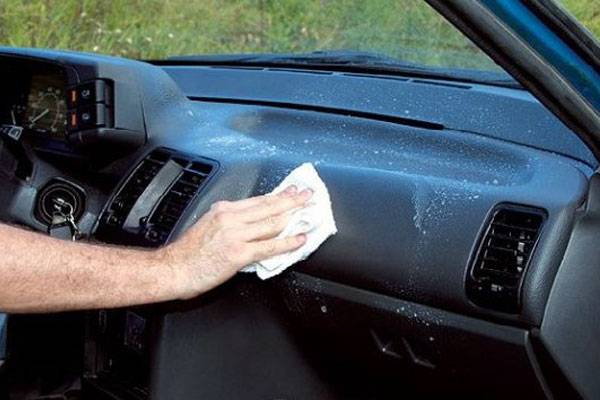 Как убрать царапины с пластика в салоне автомобиля: способы удаления - Автомастер